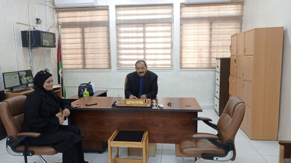 العوران يزور مدرسة الموقر الثانوية الشاملة المختلطة