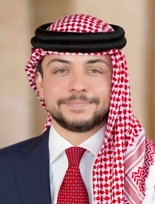 ولي العهد يهنئ بذكرى معركة الكرامة وعيد الأم