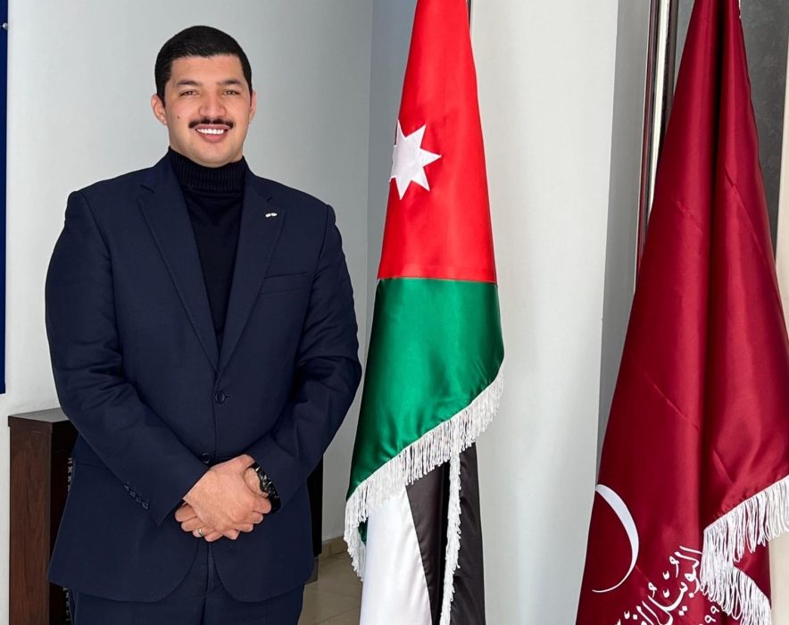 في ذكرى الكرامة الخالدة يوم من ايام البطولات التي لاتنسى والتي سطرها رجال الاردن الشرفاء ابناء قواتنا المسلحه  الاردنيه ( الجيش العربي )