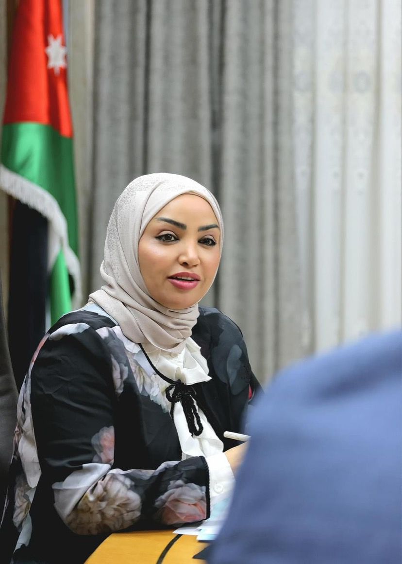 الاسرة النيابية تهنئ بمناسبة عيد الأم