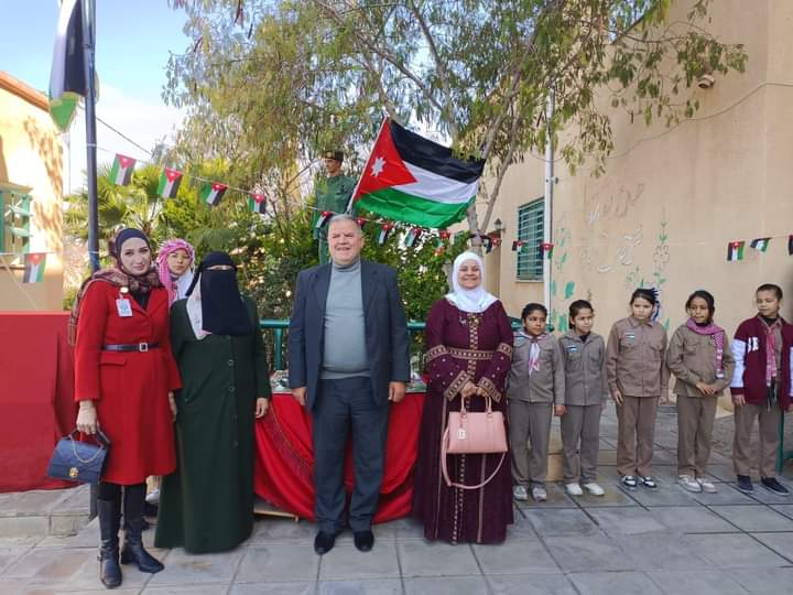 الروابدة يرعى احتفال يوم الكرامة والأم بمدرسة جفين الثانويه للبنات _صور