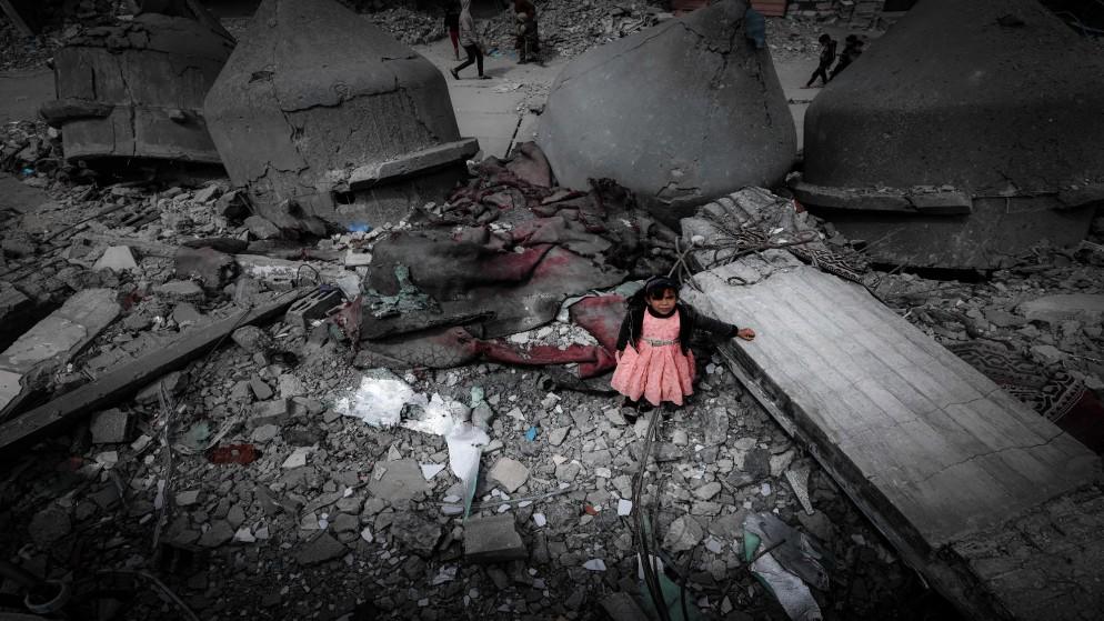 استشهاد 82 فلسطينيا بغزة خلال 24 ساعة