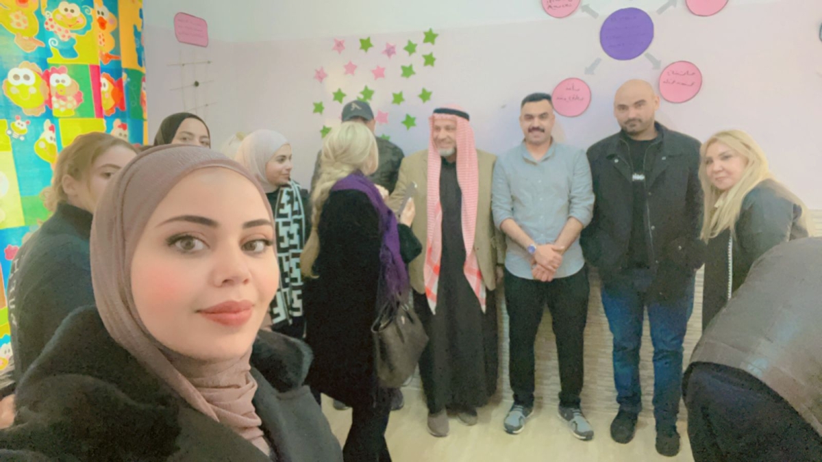 بلقاء الخير الخيرية توزع طرود الخير في مخيم غزه