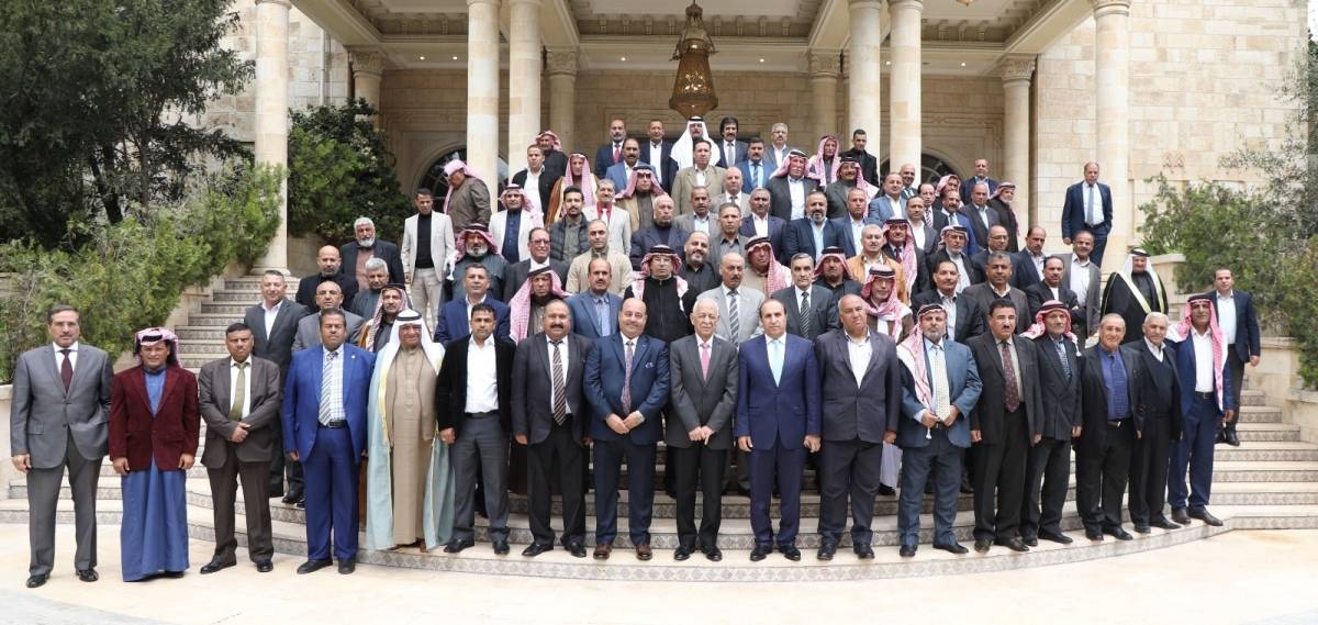 رئيس الديوان الملكي الهاشمي يلتقي وفدا من وجهاء بني حسن بمحافظة جرش...صور
