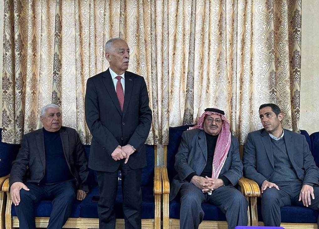 مندوبا عن الملك وولي العهد.... العيسوي يعزي عشيرة الشخانبة