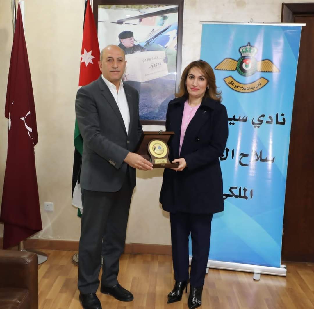 العزب تلتقي أمين عام الهيئة الخيرية الاردنية الهاشمية