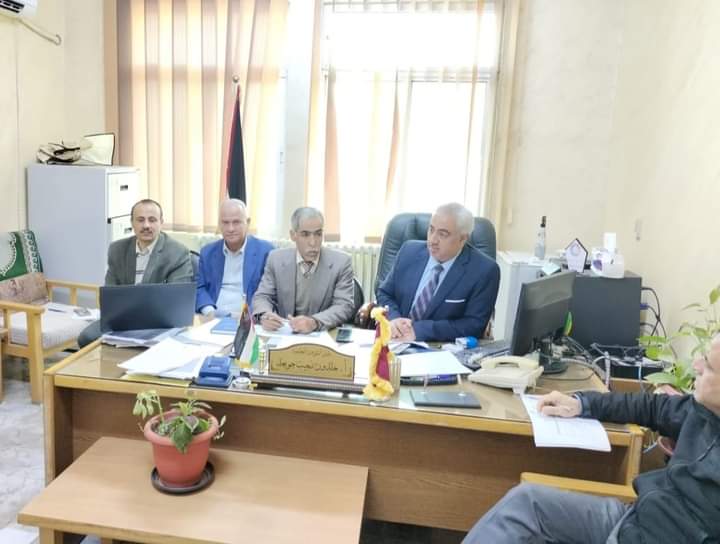 مدير الشؤون التعليمية بتربية الكورة يجتمع مع قسم الإشراف لمناقشة الإعلام والتوعية لبرنامج التدخلات العلاجية _صور