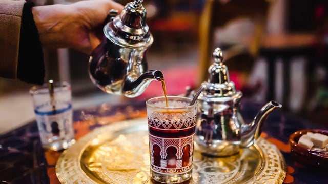 فوائد غير متوقعة لشرب كوبين من الشاي يوميًا