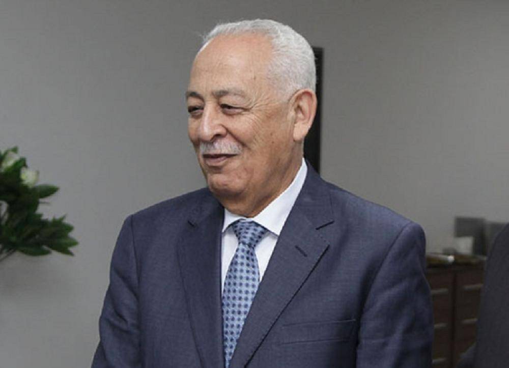 مندوبا عن الملك وولي العهد... رئيس الديوان الملكي يشارك في تشييع جثمان مدير المخابرات الأسبق طارق علاء الدين