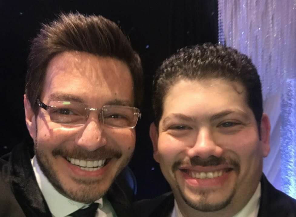 إيهاب زاهر يحرص علي تهنئة  أحمد زاهر بنجاحه الكبير في نعمة الأفوكاتو