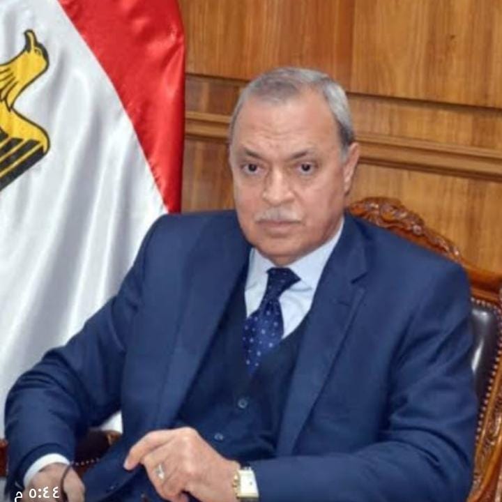 الهجان ينقذ ابوزعبل من حريق كهربائى