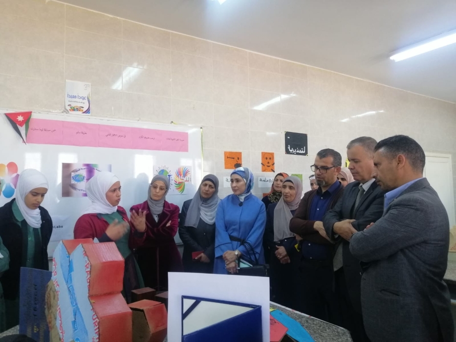 مدرسة المغير الثانوية للبنات بتربية القصر تقيم  معرضًا حول الاعجاز العلمي بطريقة Stem