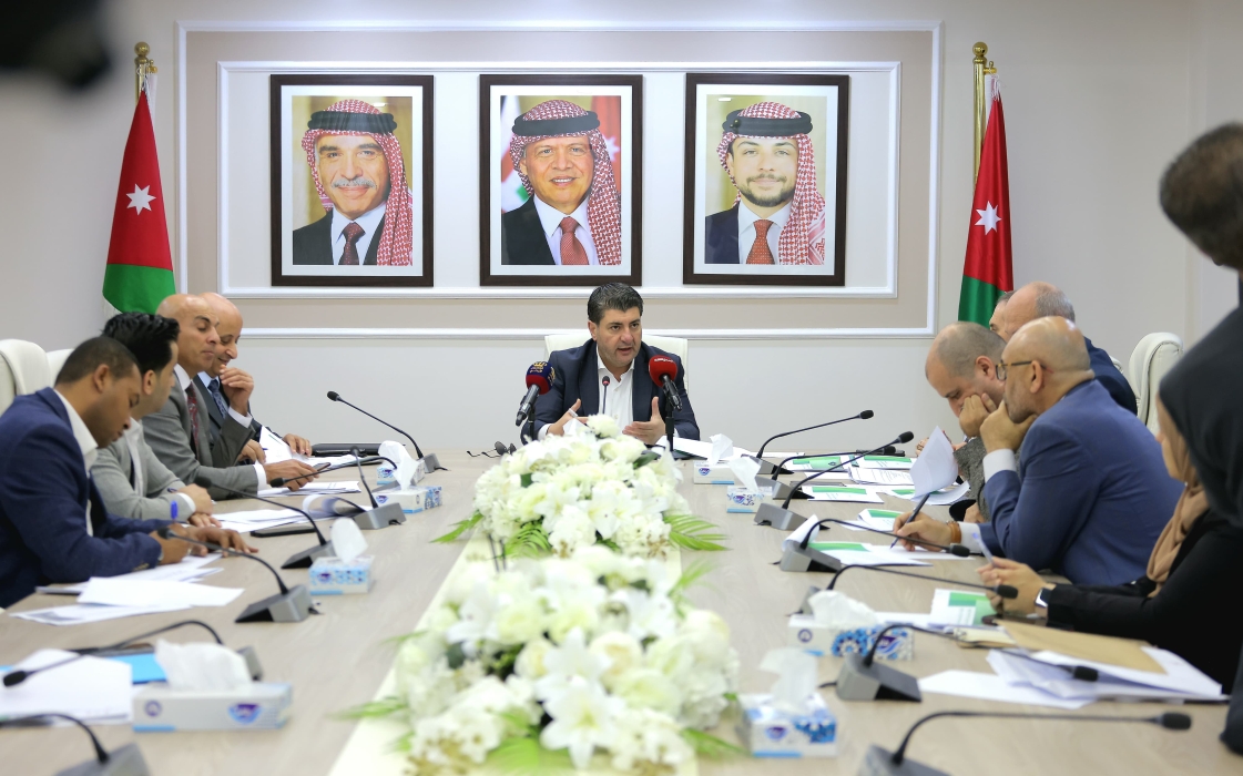 البيئة النيابية تطلع على خطة حماية القطاع الصحي من تأثير التغير المناخي