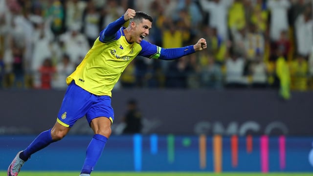 رونالدو يكسر رقم مارادونا وزيكو