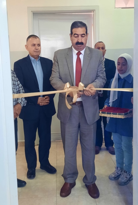 الفقرا يفتتح معرض الوسائل التعليمية للتدخلات العلاجية في مدرسة ام سلمة الاساسية