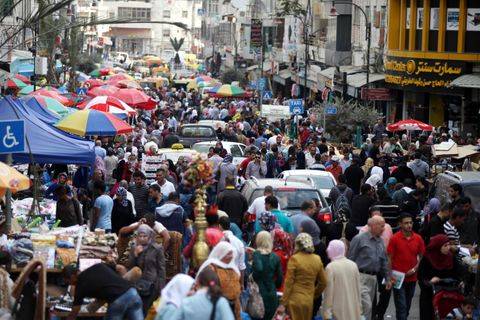 معان: حركة تسوق اعتيادية مع قرب حلول العيد