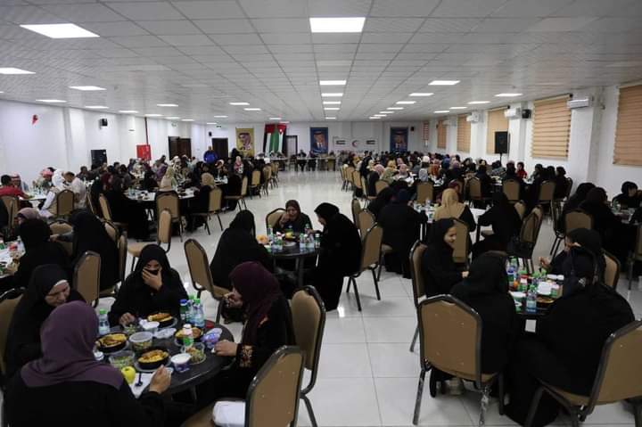 المخيم الأردني الإماراتي للاجئين السوريين يقيم إفطارًا لـ200 أسرة بالمفرق