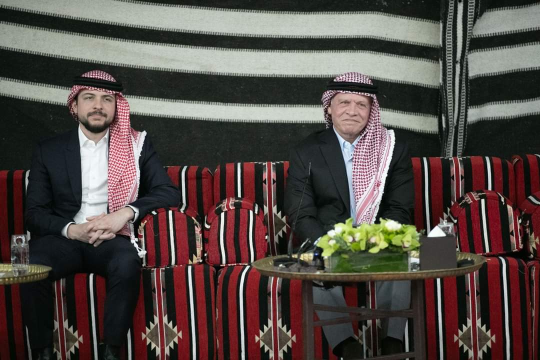 السرحان يكتب  الملك : أهلا وسهلا بكم قائدا وسيدا ورائدا بين أهلك أبناء الباديه الشماليه  محافظه المفرق