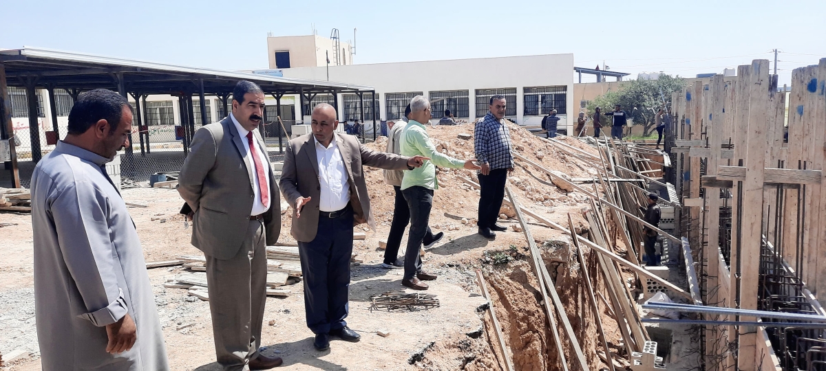 الفقرا يجري زيارة  تفقدية لمدرسة المغير الثانوية للبنين في منطقة القصر