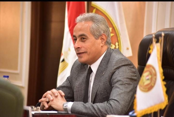 وزير العمل : من 9  إلى 14 أبريل إجازة للعاملين بالقطاع الخاص بمناسبة عيد الفطر..
