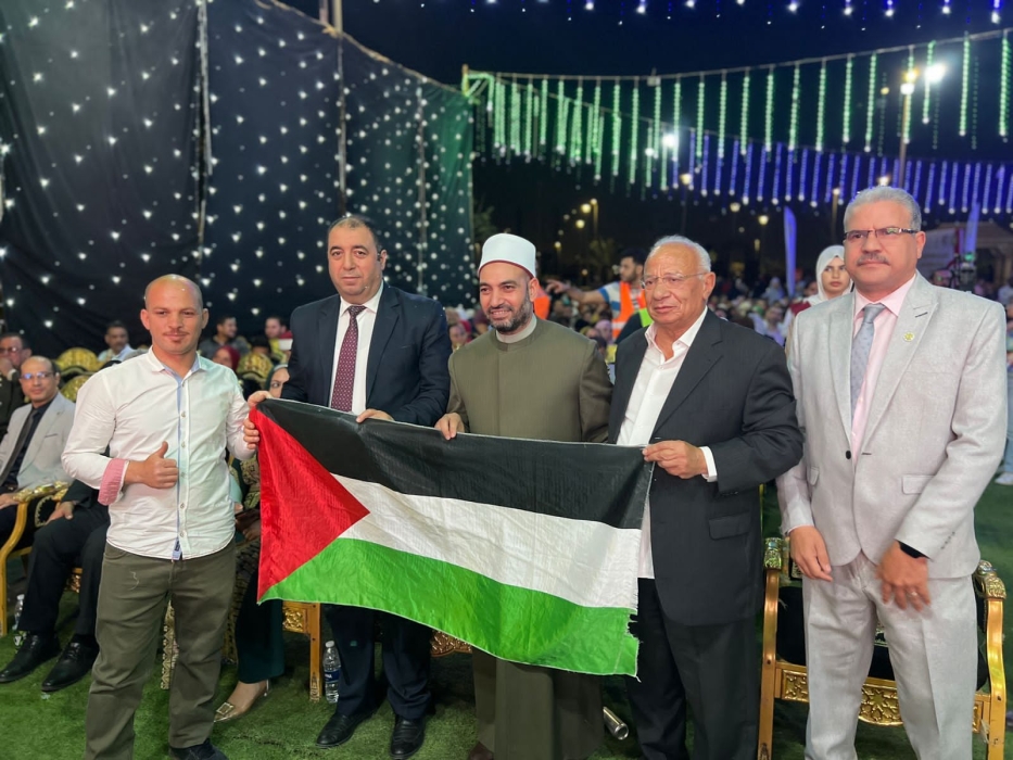 جمعية البر والتقوى تكرم 300 من حفظة القرآن الكريم بينهم 10 فلسطينيين في أكتوبر_صور