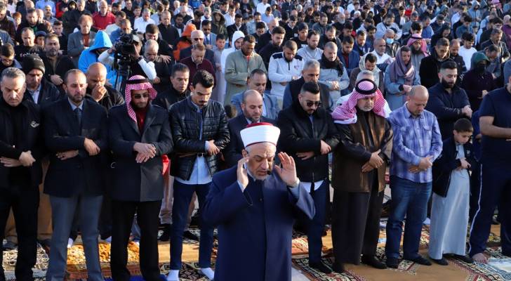 الاوقاف تحدد صلاة العيد عند السابعة صباحا.. (مواقع المصليات)