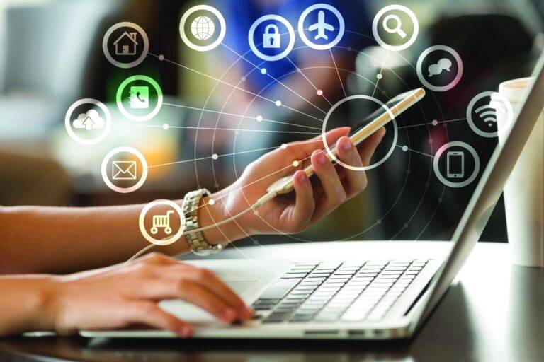 “تنظيم الاتصالات”: تركيب معيدات بث دون موافقات يعاقب عليه القانون
