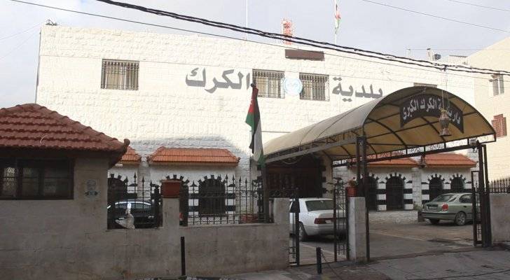 الكرك: تجار يؤكدون تحسن الحركة الشرائية في الأيام الأخيرة من رمضان