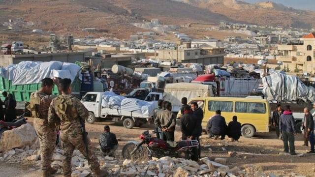 لبنان.. مخاوف من فتنة وسط تهديدات للسوريين ومطالبتهم بالمغادرة قبل الجمعة