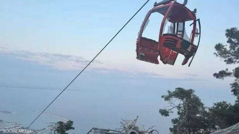 حادث مروع في تركيا.. العشران عالقون داخل مقصورات تلفريك