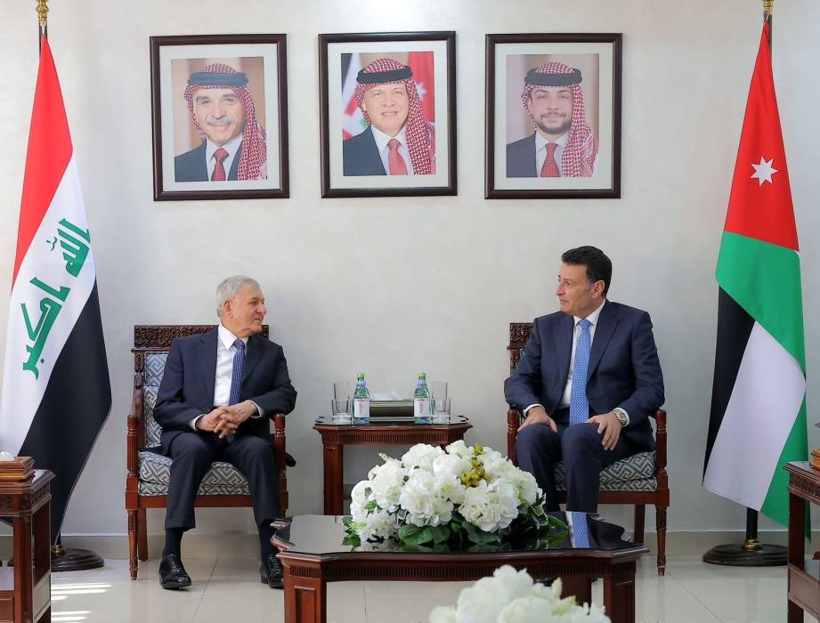 الرئيس العراقي يلتقي الصفدي في مجلس النواب ...صور