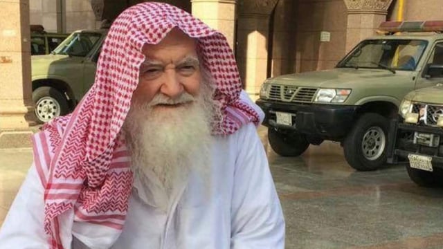 وفاة أشهر موزع للمشروبات الساخنة لزوار المدينة المنورة