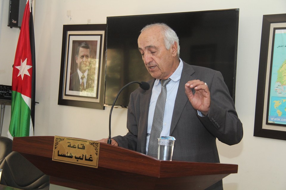 شاهين يكتب يا كتاب العالم العربي اتحدوا في زمن الغياب والخراب