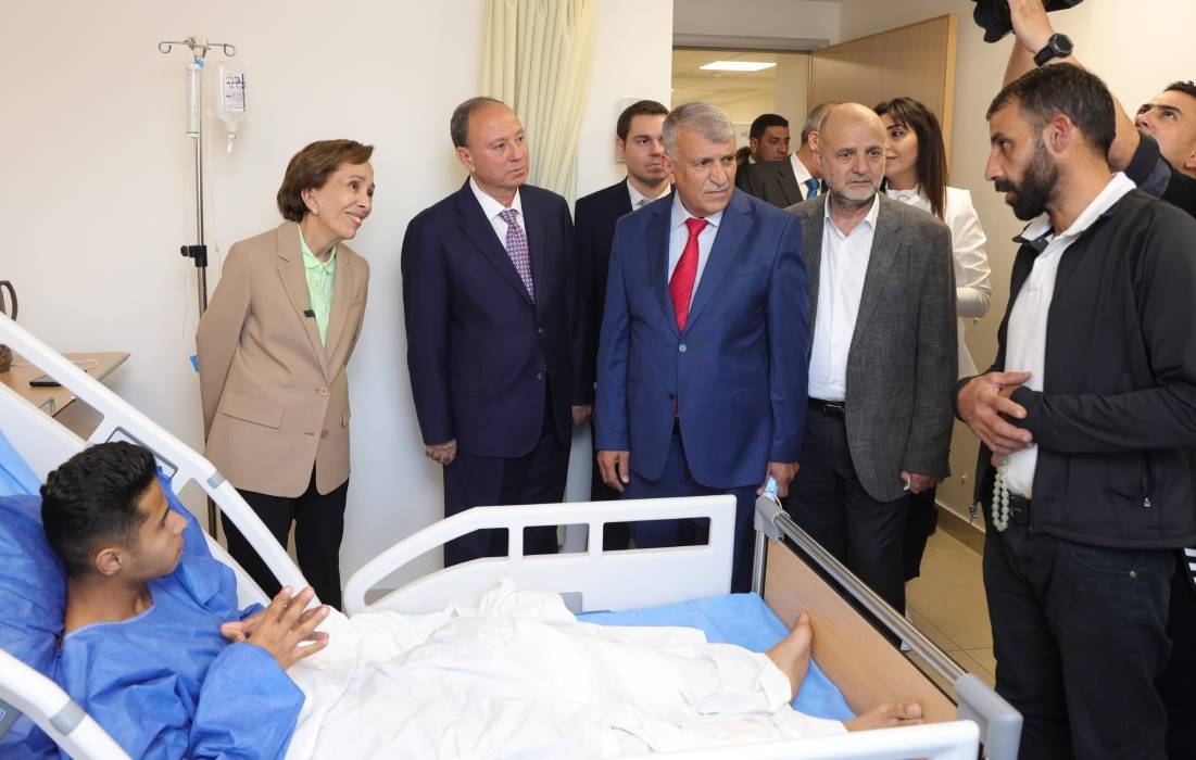 الأميرة بسمة تعود مرضى البر والإحسان في مستشفيي الخالدي وعبد الهادي والشامي العيون