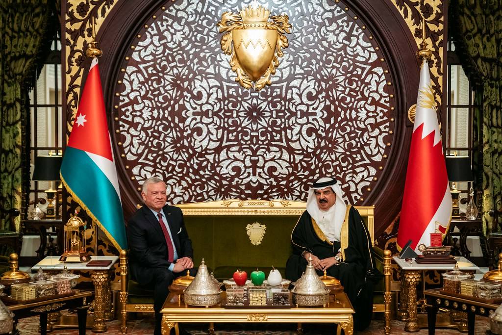 الملك يستقبل عاهل البحرين حمد بن عيسى آل خليفة