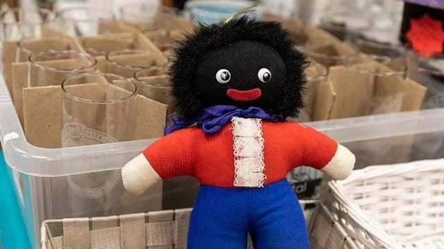 دمية تثير موجة غضب في بريطانيا