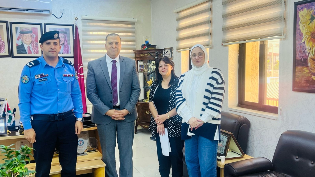 الشوابكة مدير تربية لواء الجامعة يلتقي مؤسسي مسابقة صويلح عبر الأجيال