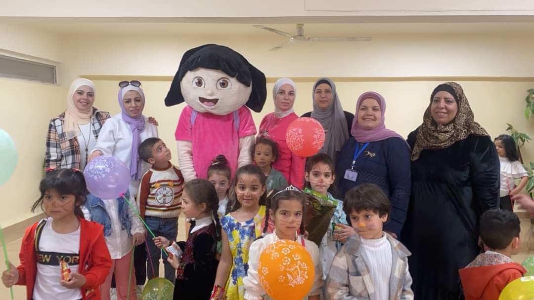 المكتبة الوطنية تقيم فعالية بعنوان جينا نفرحكم   في مدرسة هالة بنت خويلد الثانوية للبنات...صور