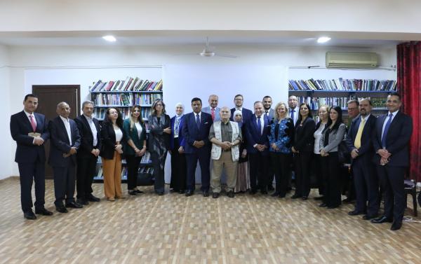 الأمير الحسن من البقعة: لا بديل عن الأونروا