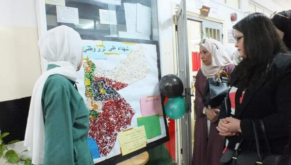 البديوي تفتتح معرض الوسائل التعليمية في مدرسة جمانة الثانوية الشاملة للبنات