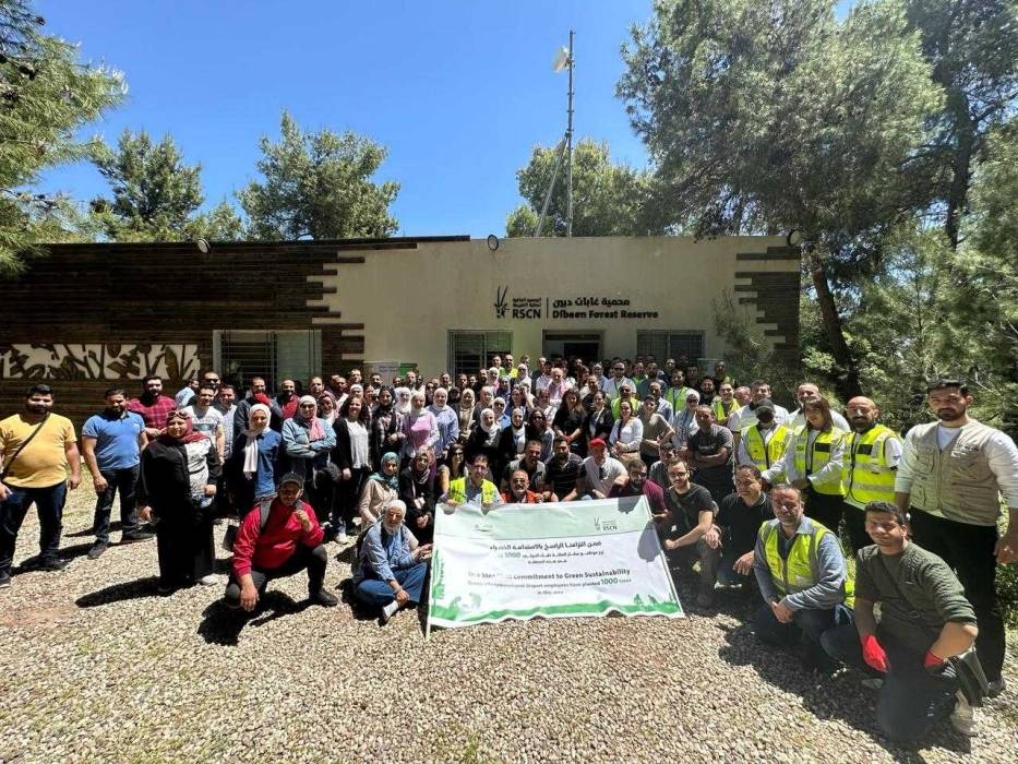 حماية الطبيعة ومطار الملكة علياء ينظمان حملة تشجير