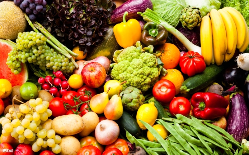 950 طن خضار وفواكه وورقيات ترد للسوق المركزي باربد