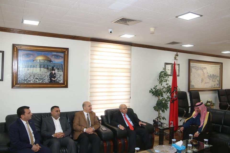 مذكرة تعاون بين الجامعة والجمعية الأردنية للتنمية والانتاجية الاجتماعية  .