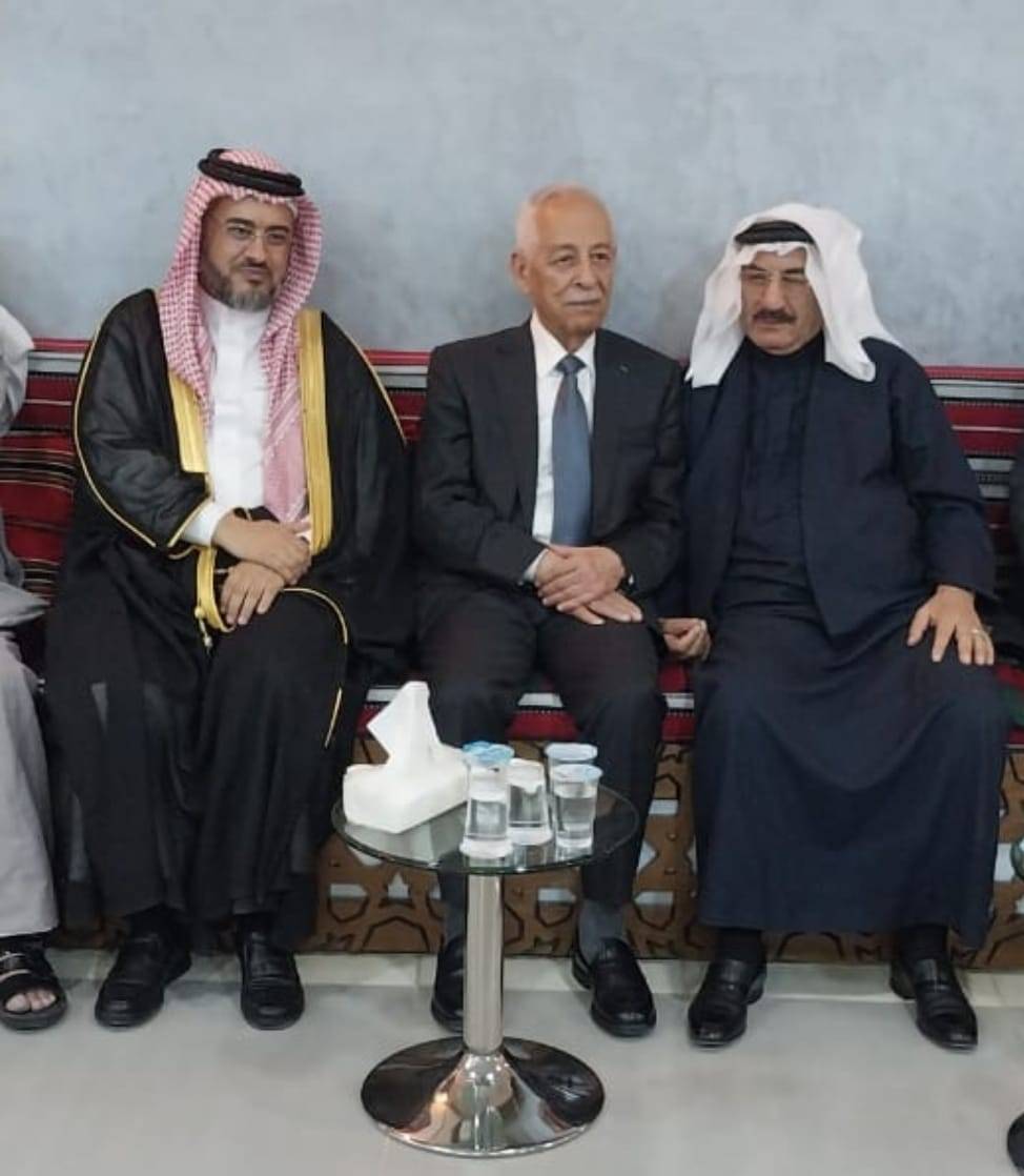 مندوبا عن الملك وولي العهد.... العيسوي يعزي عشريتي الظهراوي والنعيمات...صور