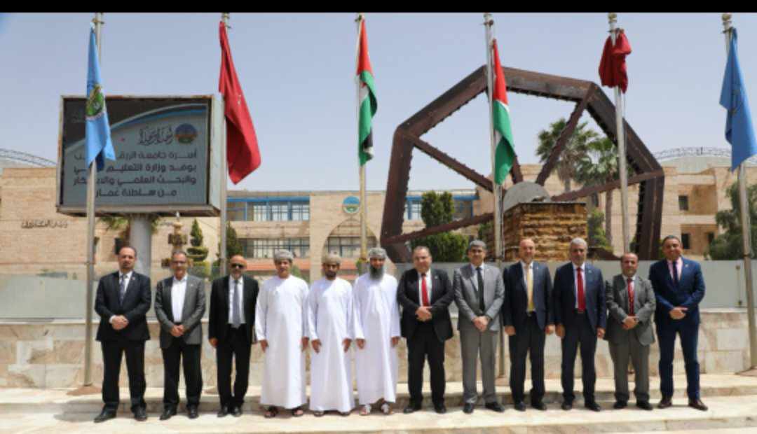 وفد من وزارة التعليم العالي العمانية يزور جامعة الزرقاء