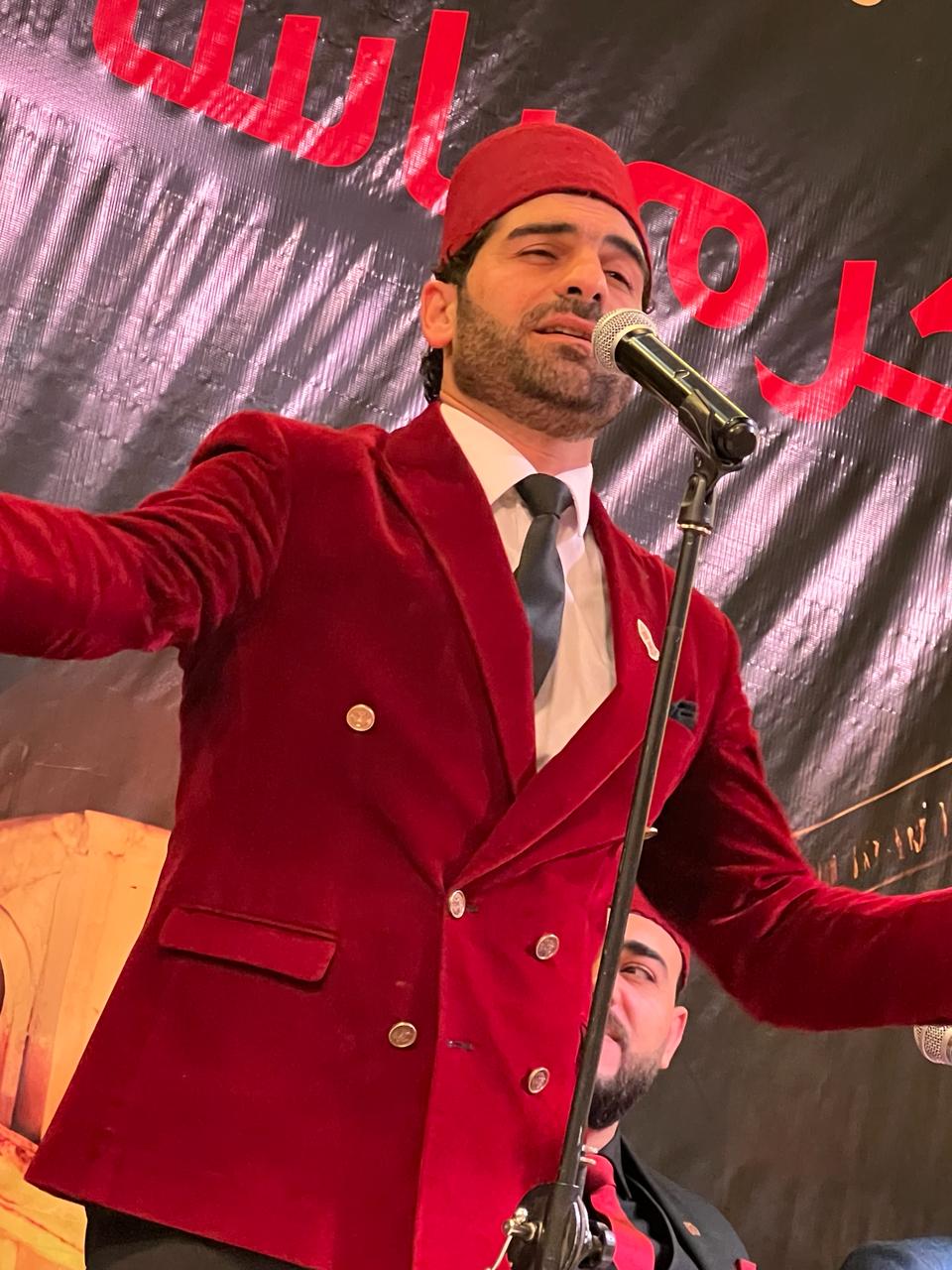 من هو المنشد عبد الحليم عجم الذي تصدر السوشيال ميديا...