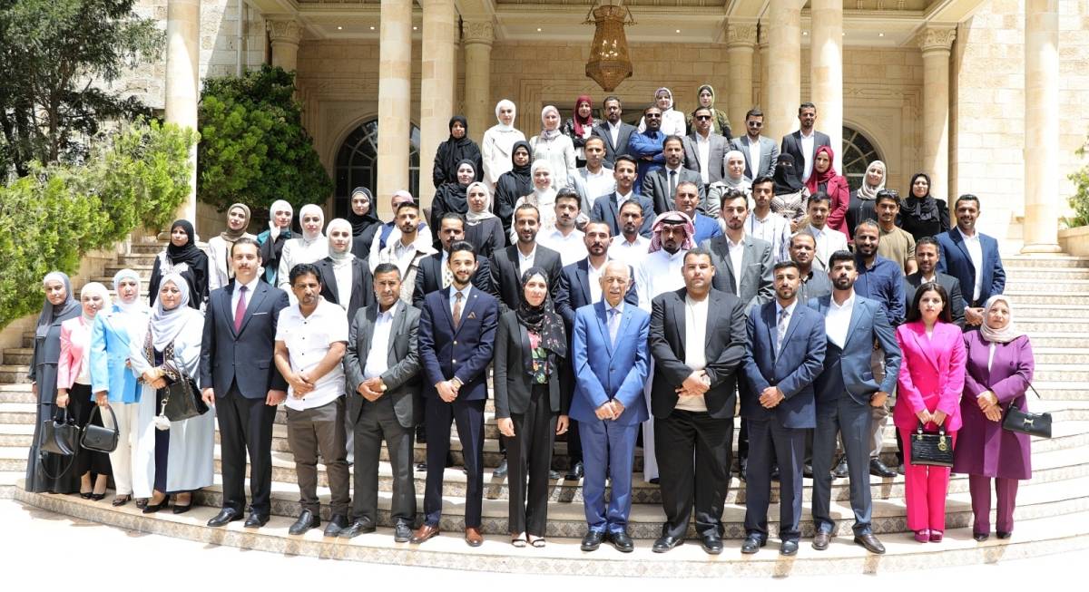رئيس الديوان الملكي يلتقي وفدين من رابطة الفنانين التشكيليين والتقدم الأكاديمي التربوي..صور