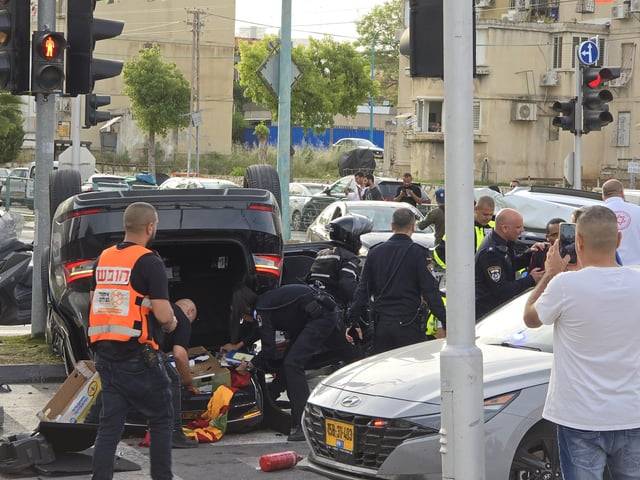 نقل الوزير الإسرائيلي بن غفير إلى المستشفى إثر انقلاب سيارته