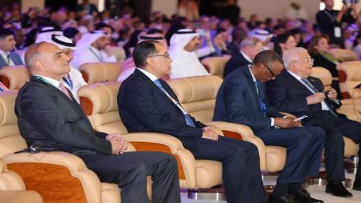الخصاونة يشارك في افتتاح الاجتماع الخاص للمنتدى الاقتصادي العالمي