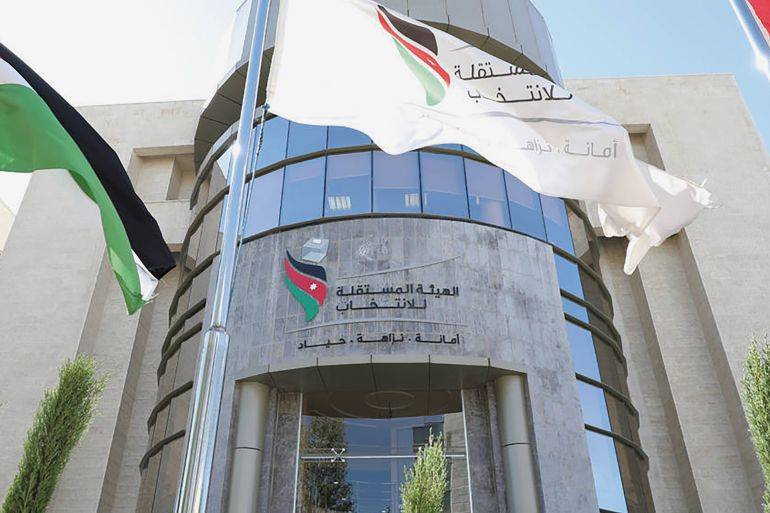المستقلة للانتخاب توضح آلية احتساب النتائج للدائرة المحلية والعامة والعتبة